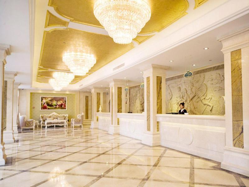 Vienna International Hotel Ningbo Wanda Exterior photo